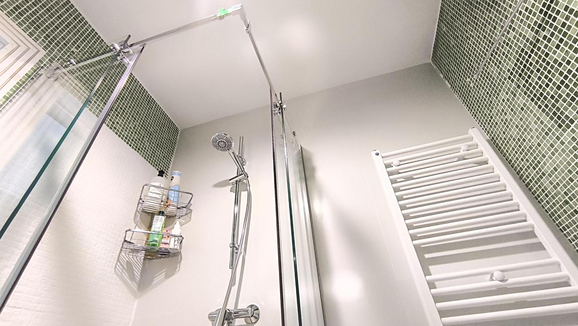 Комната С Двухместной Кроватью В Квартире С Общим Душем И Кухней, Double Room In A Guest Apartment, Camera La Cheie In Apartament Cu Dus Si Bucatarie Comuna Chişinǎu Buitenkant foto
